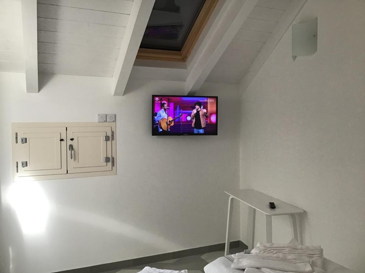 Casa Luigia Rooms Mtb In Finalborgo Bike Room Tour Ebike Trekking Finale Ligure Extérieur photo