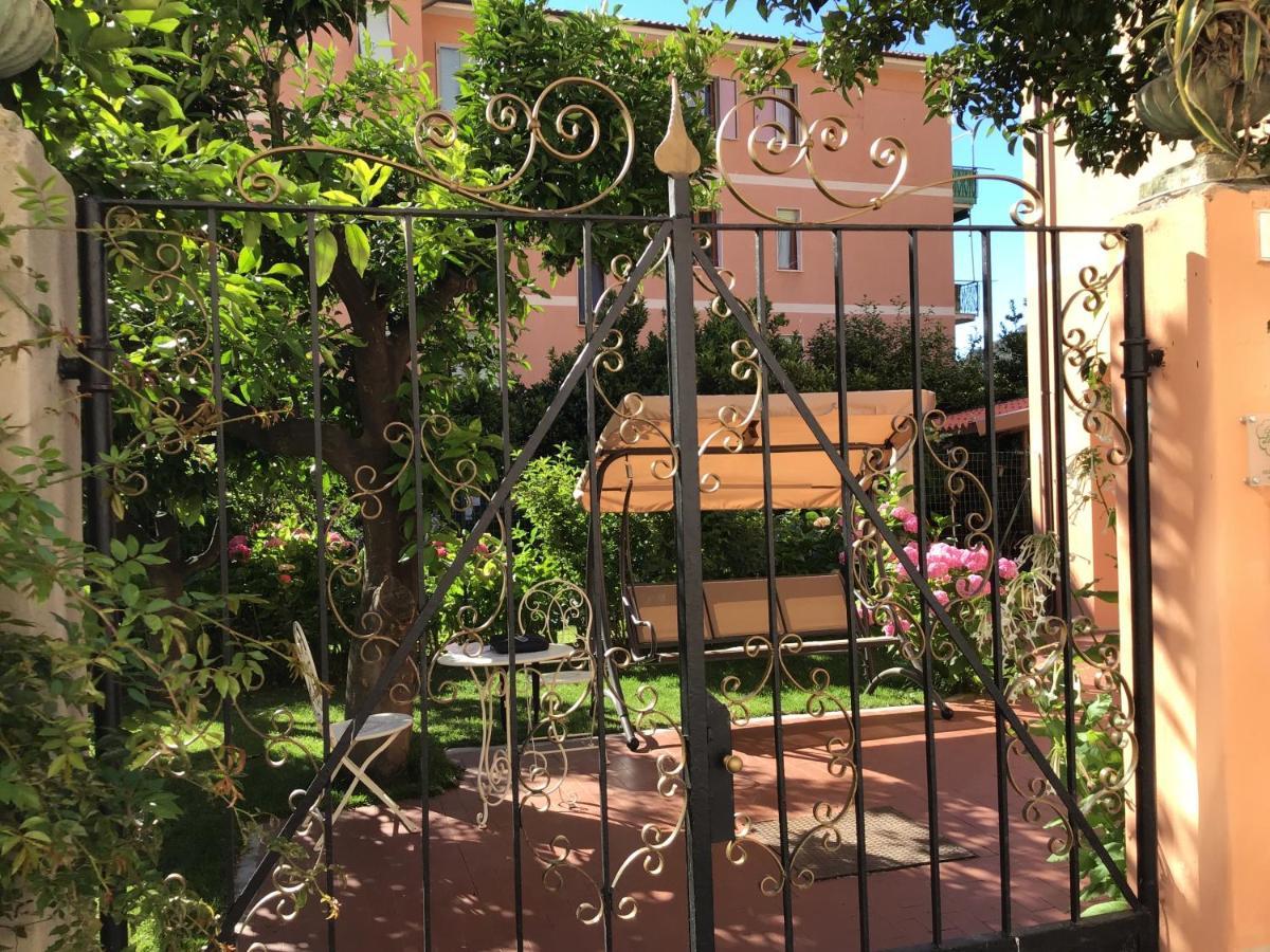 Casa Luigia Rooms Mtb In Finalborgo Bike Room Tour Ebike Trekking Finale Ligure Extérieur photo