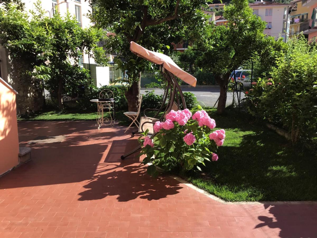 Casa Luigia Rooms Mtb In Finalborgo Bike Room Tour Ebike Trekking Finale Ligure Extérieur photo