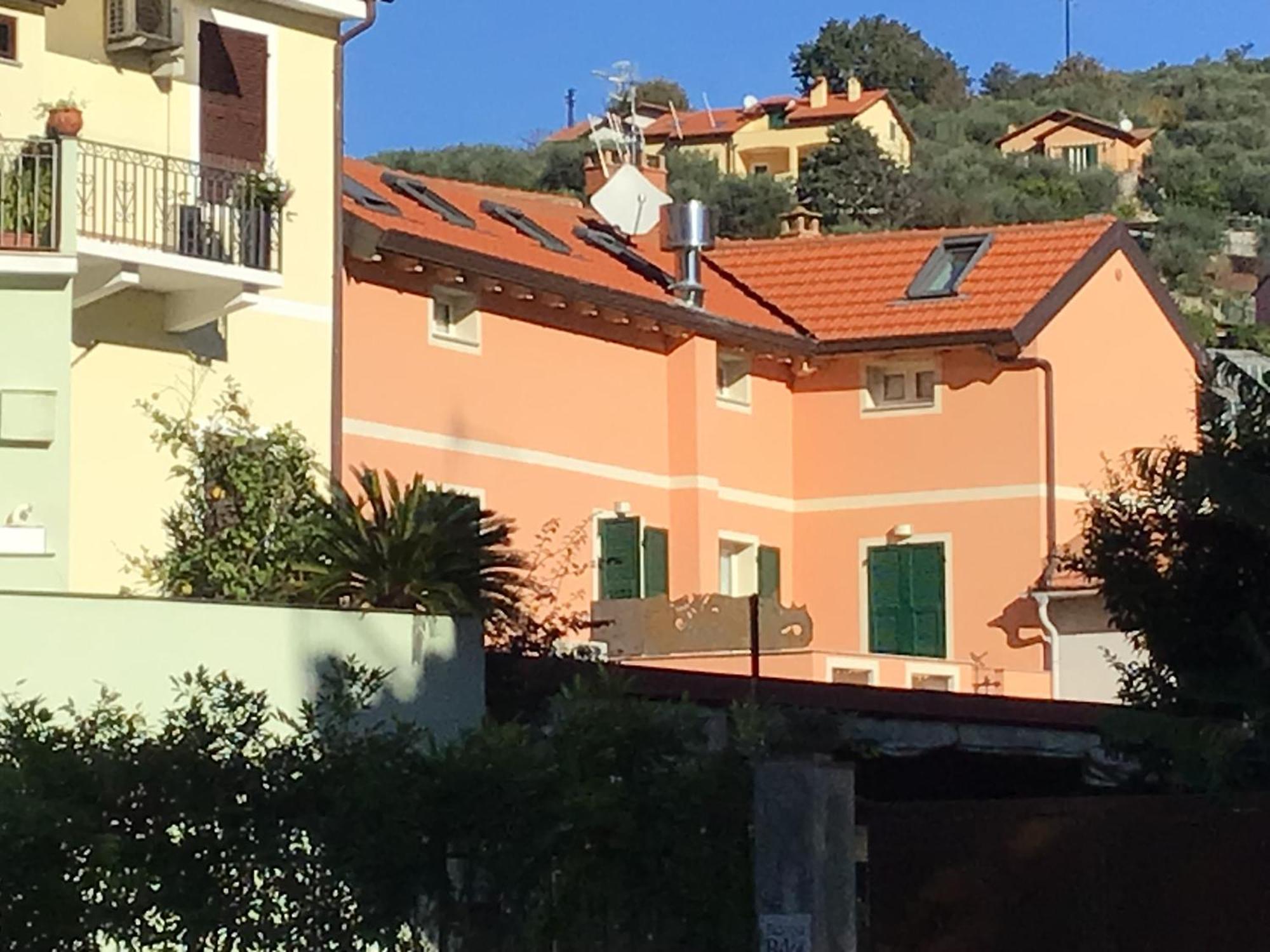Casa Luigia Rooms Mtb In Finalborgo Bike Room Tour Ebike Trekking Finale Ligure Extérieur photo