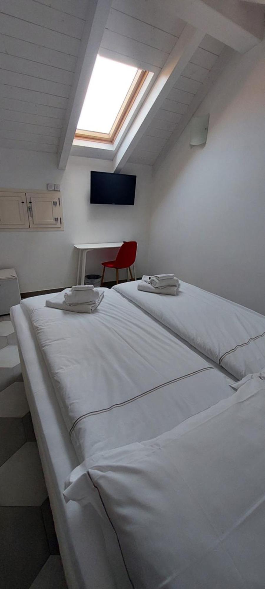 Casa Luigia Rooms Mtb In Finalborgo Bike Room Tour Ebike Trekking Finale Ligure Extérieur photo