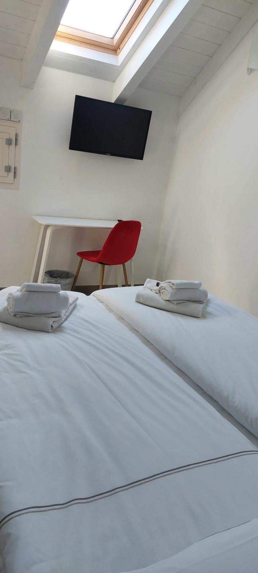 Casa Luigia Rooms Mtb In Finalborgo Bike Room Tour Ebike Trekking Finale Ligure Extérieur photo